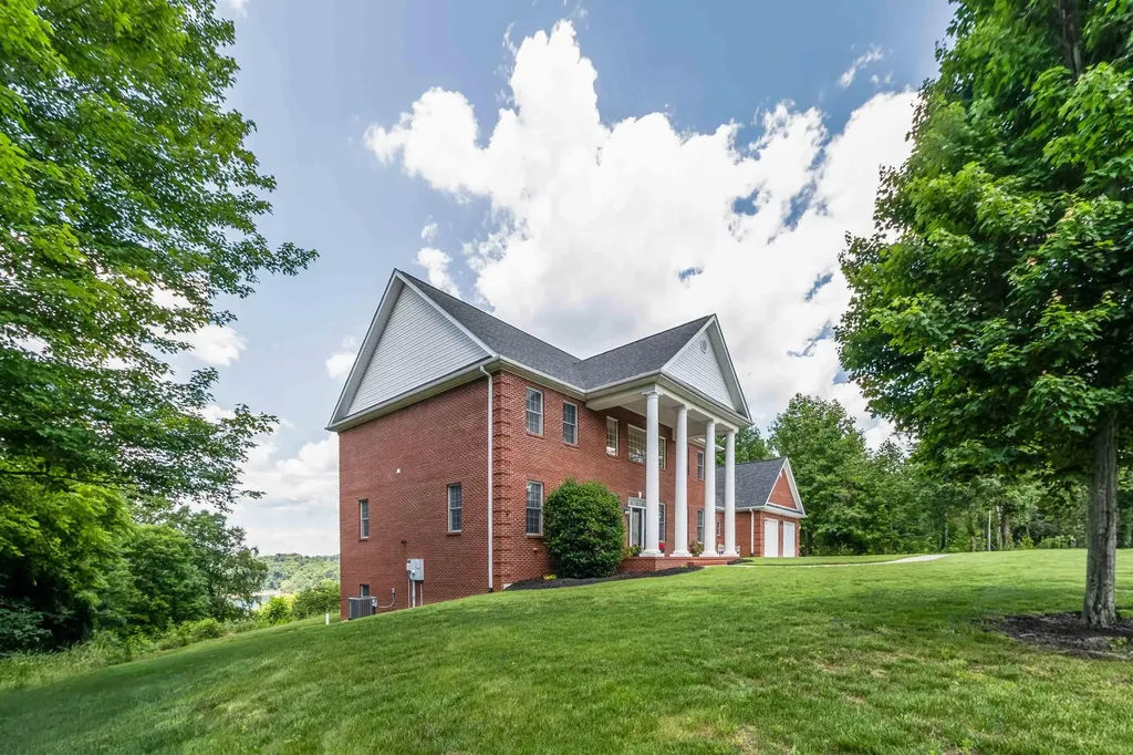 510 Green Hill Estates Road Monticello KY 42633