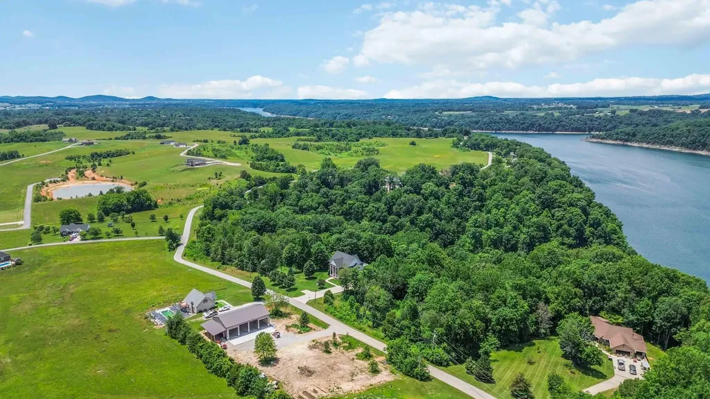 510 Green Hill Estates Road Monticello KY 42633