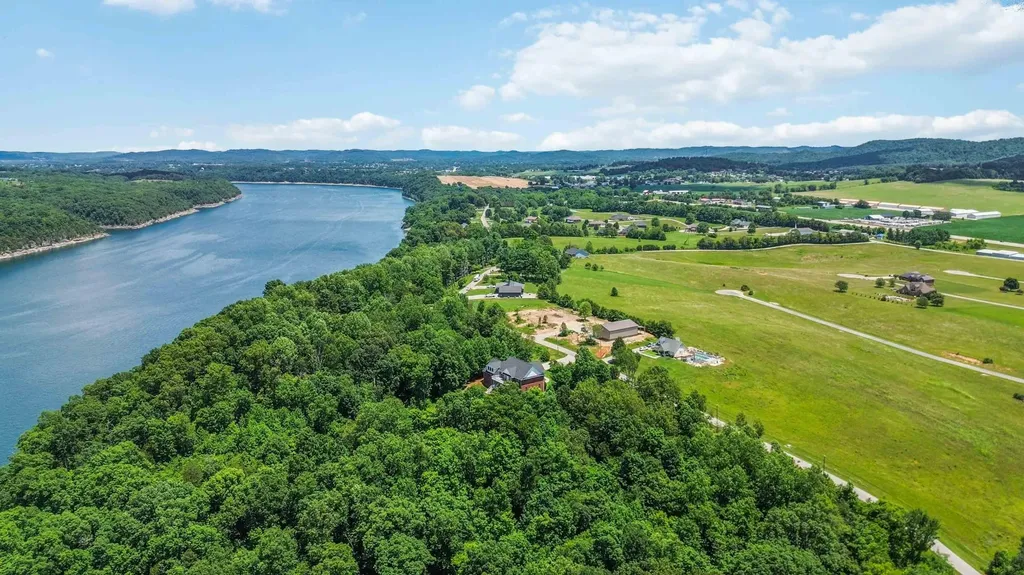 510 Green Hill Estates Road Monticello KY 42633