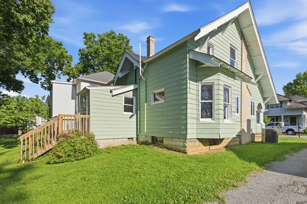 106 Battle Grove Avenue Cynthiana KY 41031