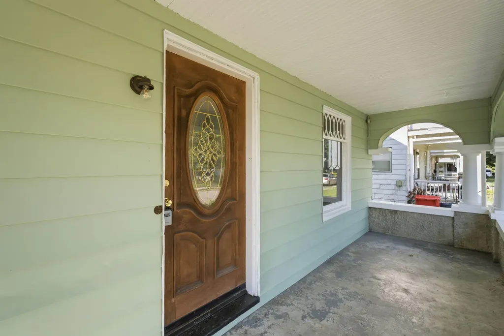 106 Battle Grove Avenue Cynthiana KY 41031