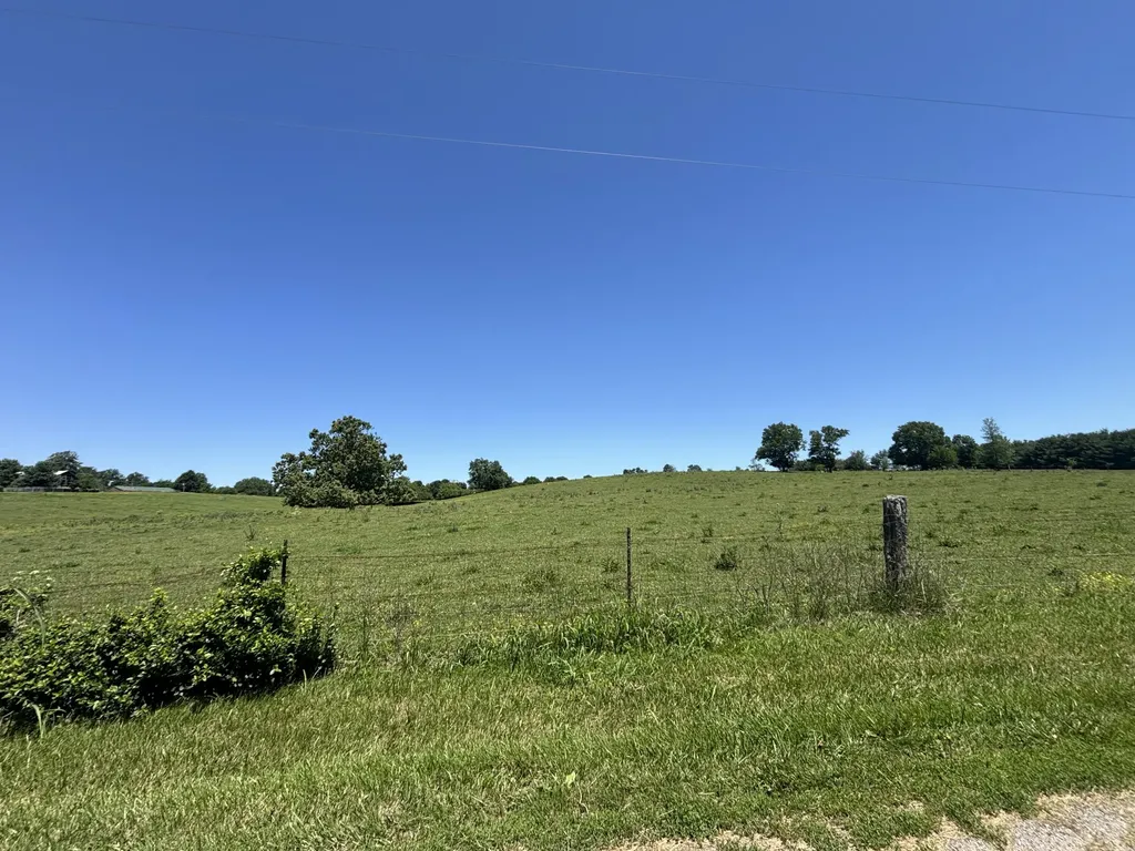 4095 Basin Springs Road Winchester KY 40391