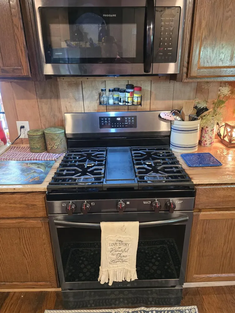 377 Gravy Branch Road Artemus KY 40903