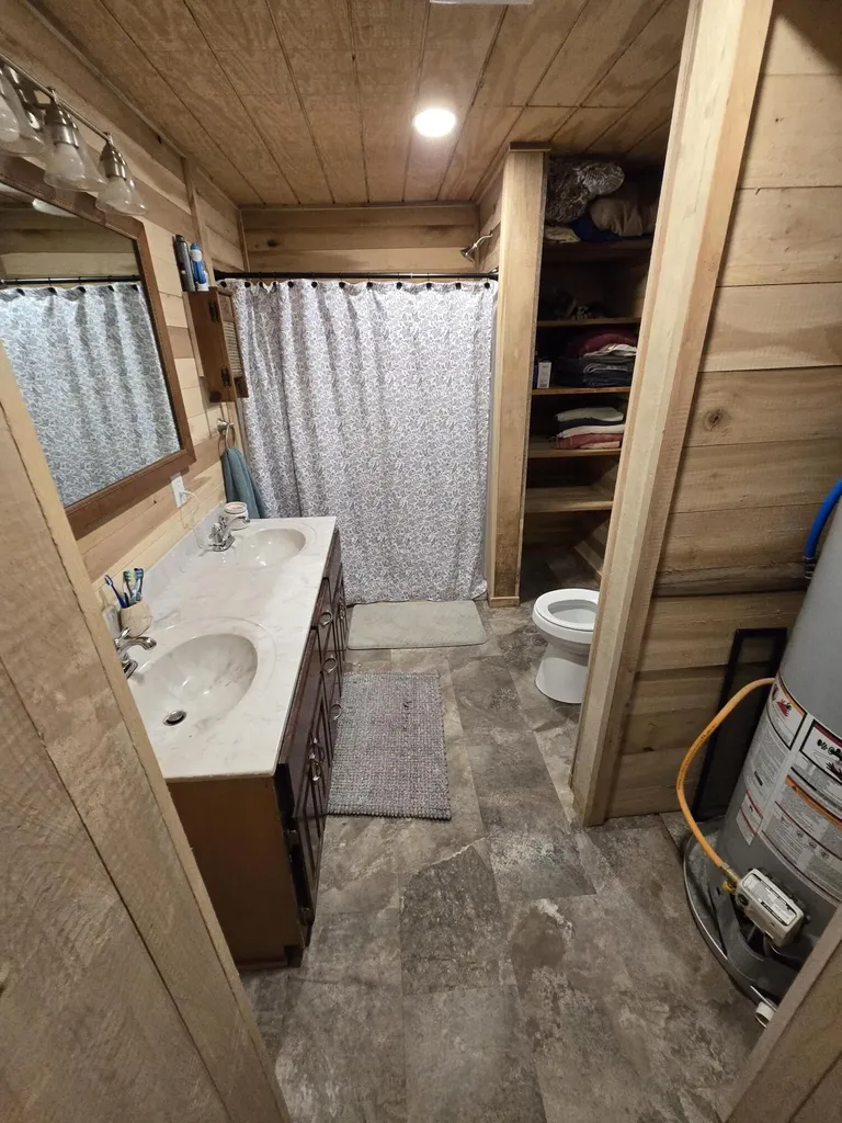 377 Gravy Branch Road Artemus KY 40903