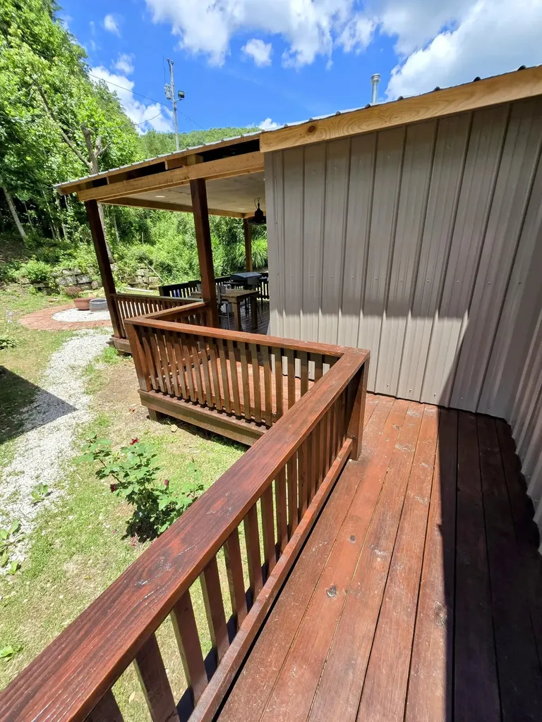 377 Gravy Branch Road Artemus KY 40903