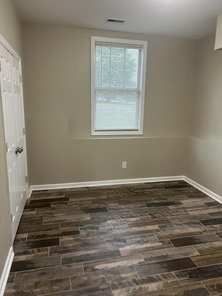 100 Mccowans Ferry Alley Versailles KY 40383