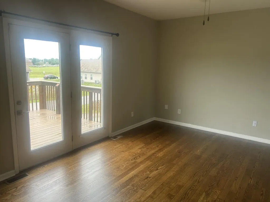100 Mccowans Ferry Alley Versailles KY 40383