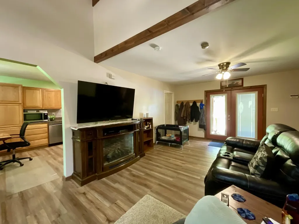 67 Pine Mountain Road Campton KY 41301