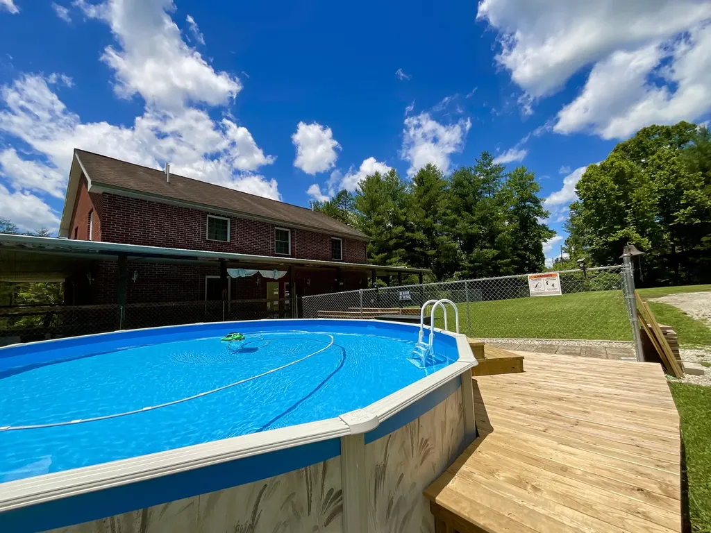 67 Pine Mountain Road Campton KY 41301