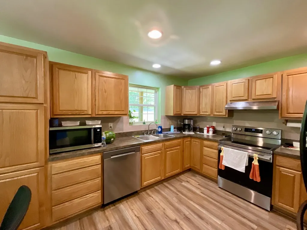 67 Pine Mountain Road Campton KY 41301