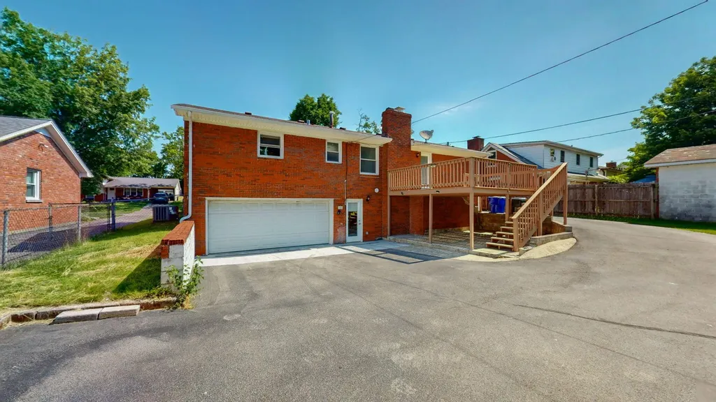 856 Pinkney Drive Lexington KY 40504