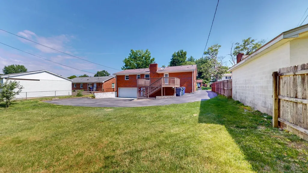 856 Pinkney Drive Lexington KY 40504