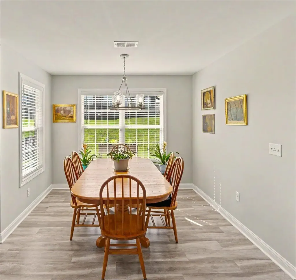 452 Middle Creek Way Berea KY 40403