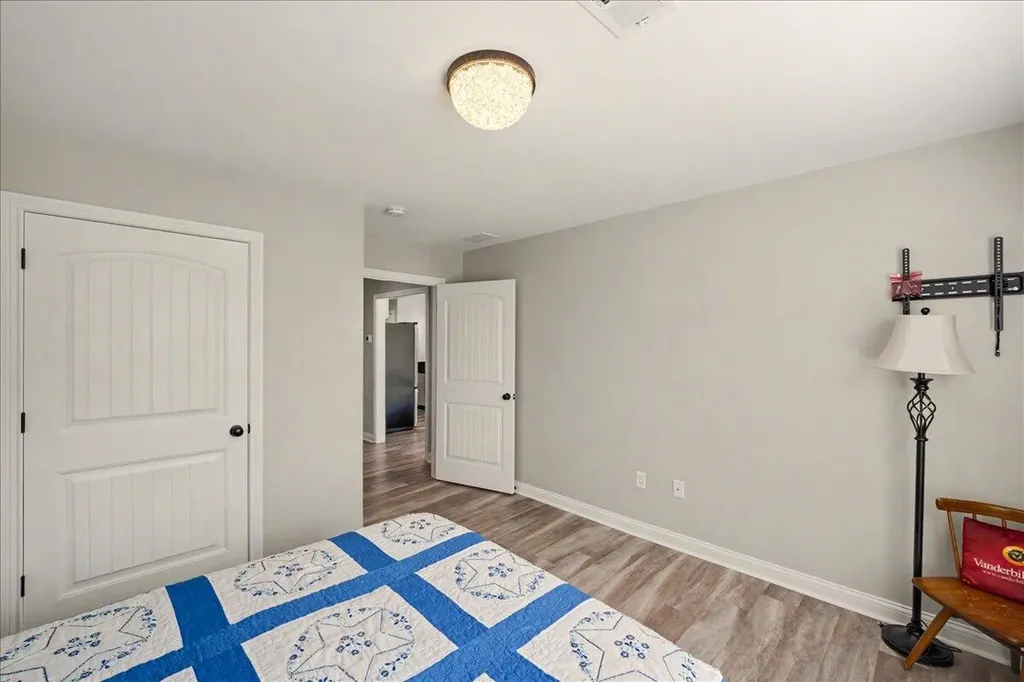 452 Middle Creek Way Berea KY 40403