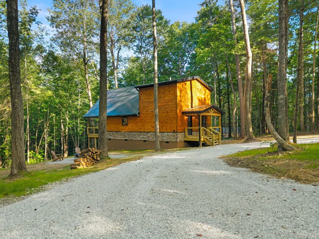 23 Joyful Springs Zoe KY 41397