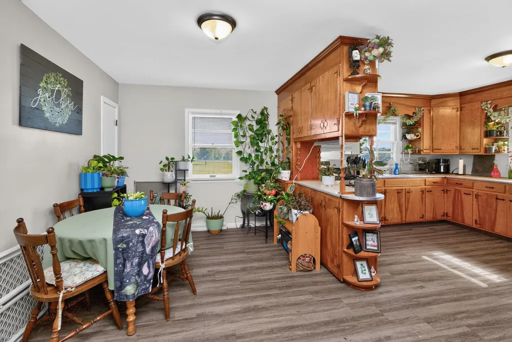557 Belmont Street Harrodsburg KY 40330