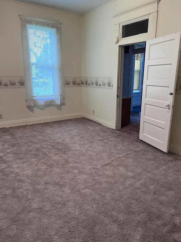 607 N Jefferson Street Princeton KY 42445