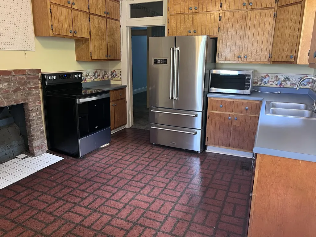 607 N Jefferson Street Princeton KY 42445