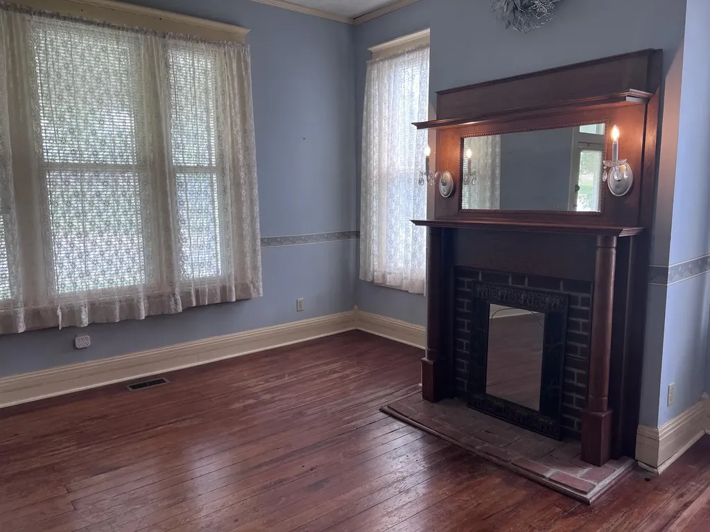 607 N Jefferson Street Princeton KY 42445