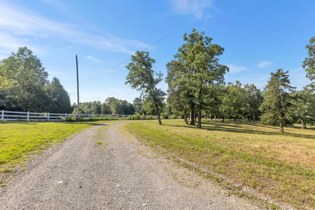 5005 Gracey Sinking Fork Road Gracey KY 42232