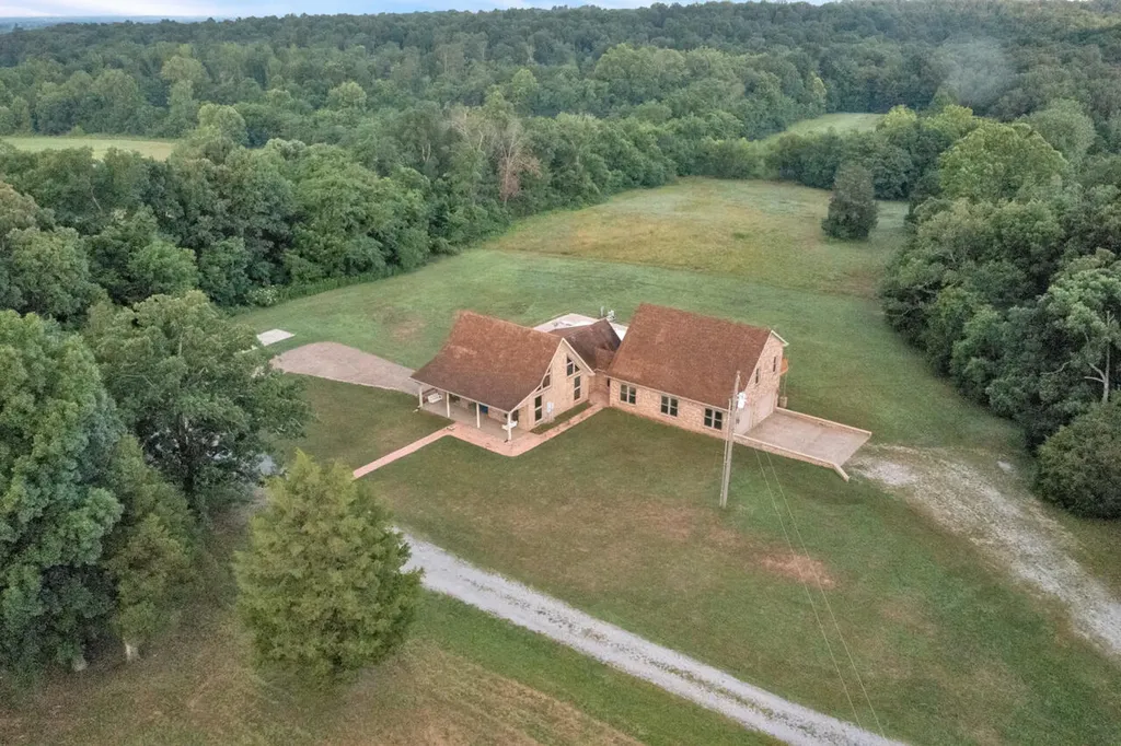 5005 Gracey Sinking Fork Road Gracey KY 42232