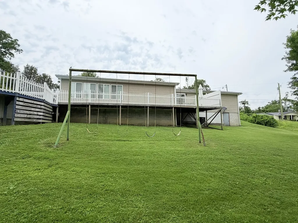 285 Paul Street Mt Vernon KY 40456