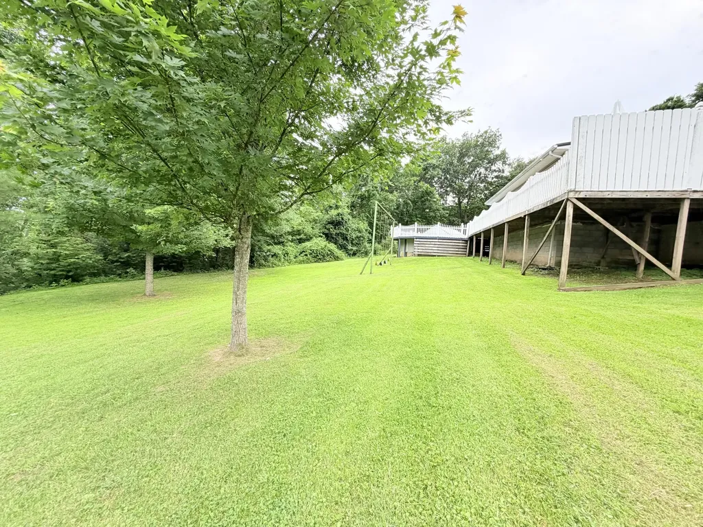 285 Paul Street Mt Vernon KY 40456