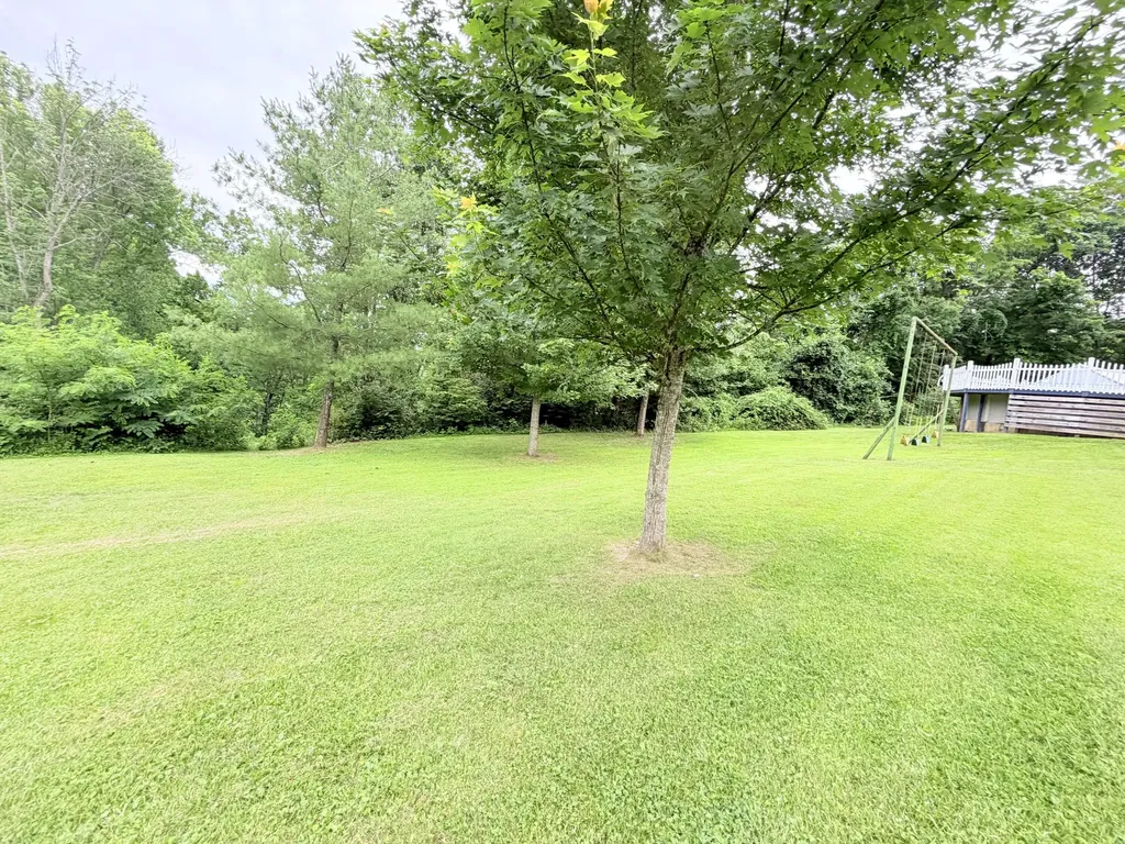 285 Paul Street Mt Vernon KY 40456