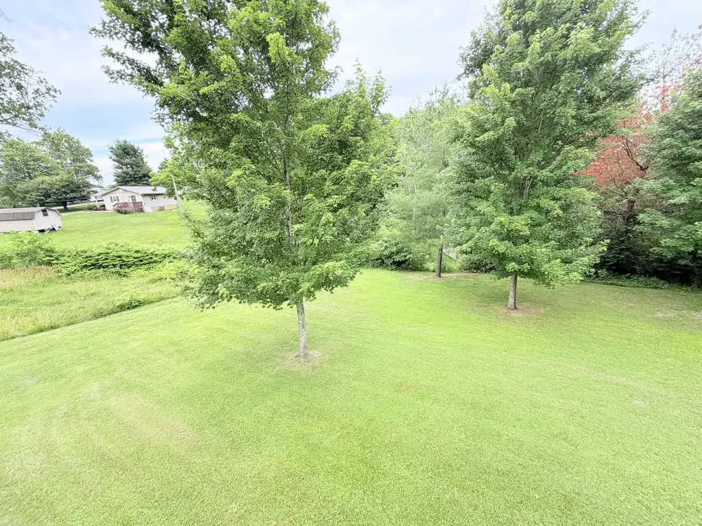 285 Paul Street Mt Vernon KY 40456