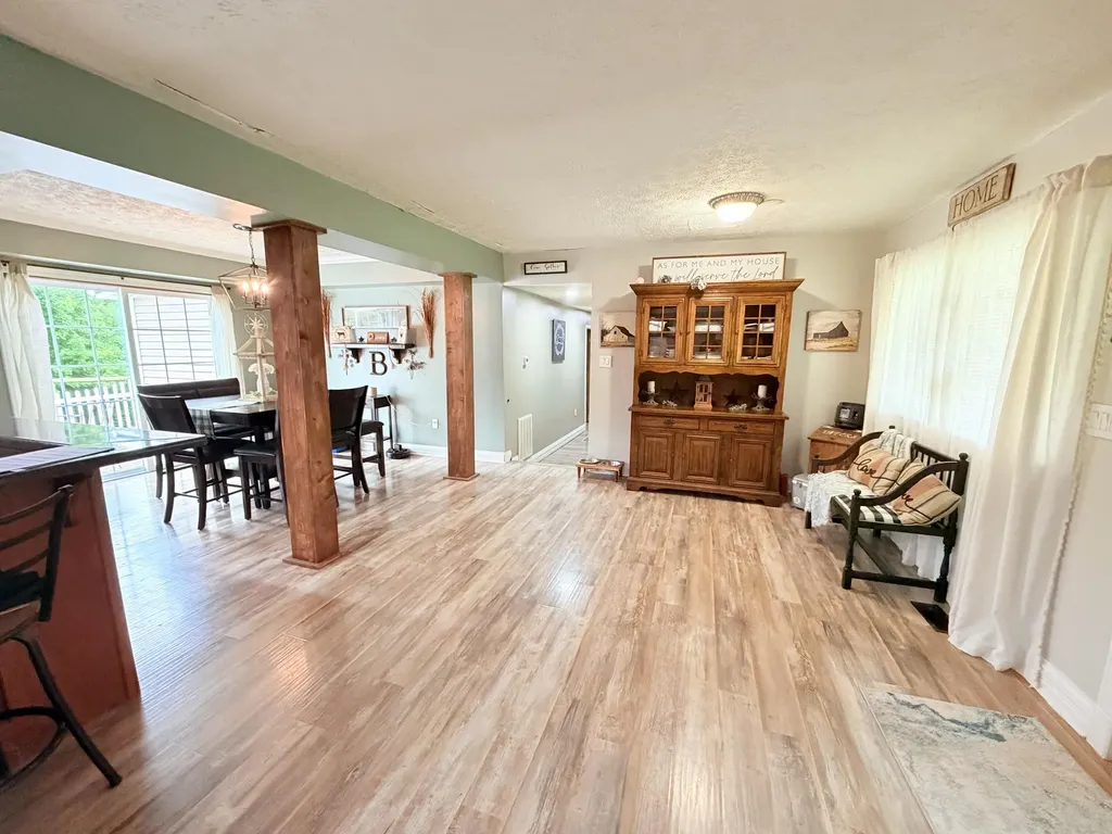 285 Paul Street Mt Vernon KY 40456