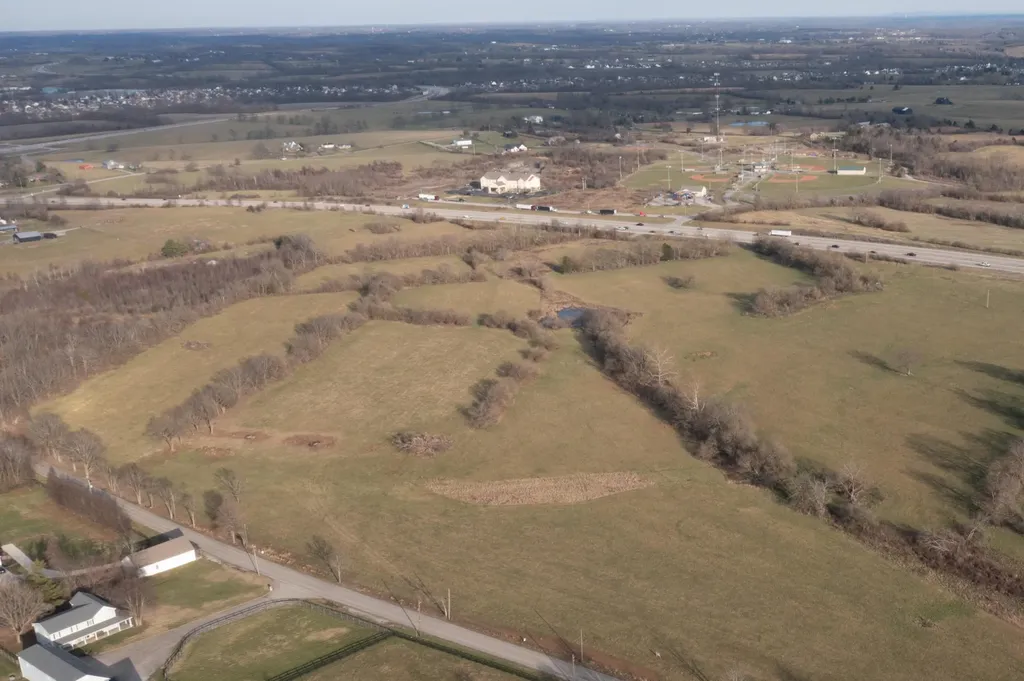 3 Danville Loop 1 Road Nicholasville KY 40356