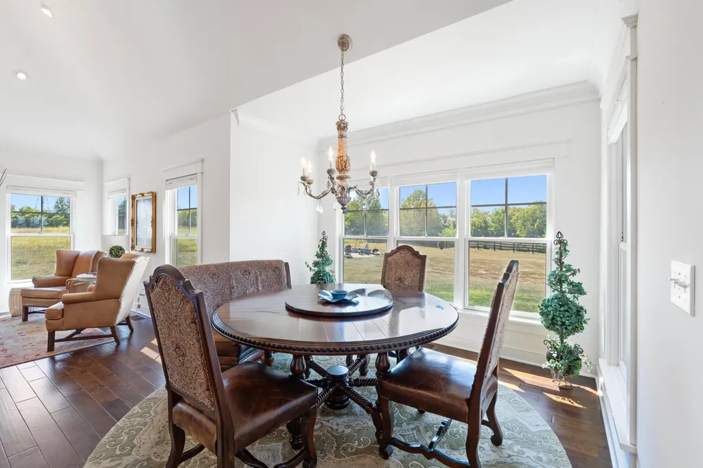 109 Mahin Trail Versailles KY 40383