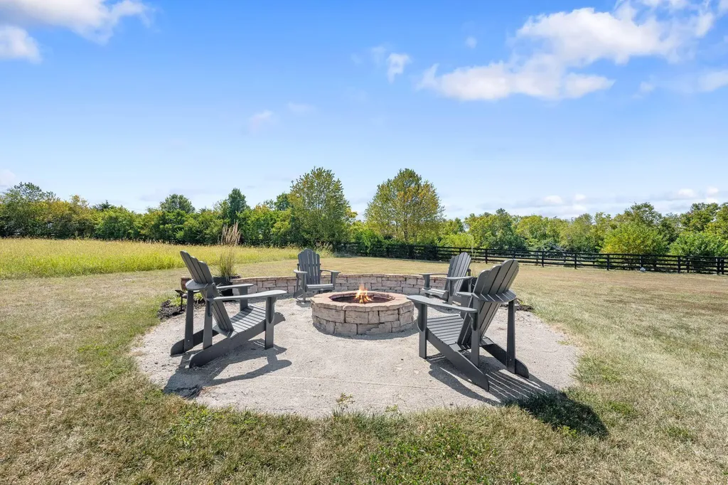 109 Mahin Trail Versailles KY 40383
