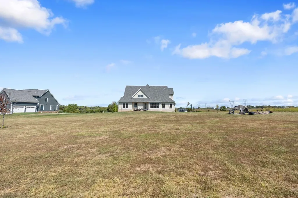 109 Mahin Trail Versailles KY 40383