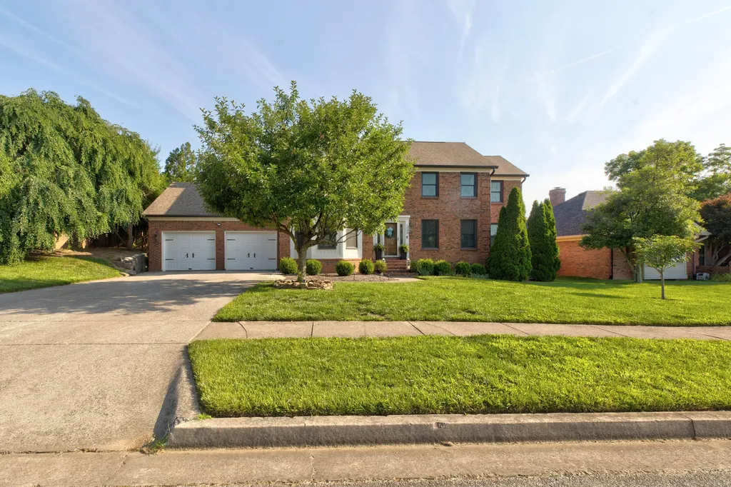 1133 Shagbark Lane Lexington KY 40515