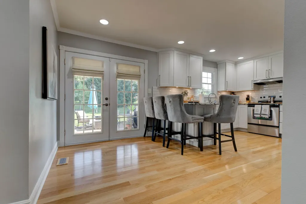 1133 Shagbark Lane Lexington KY 40515