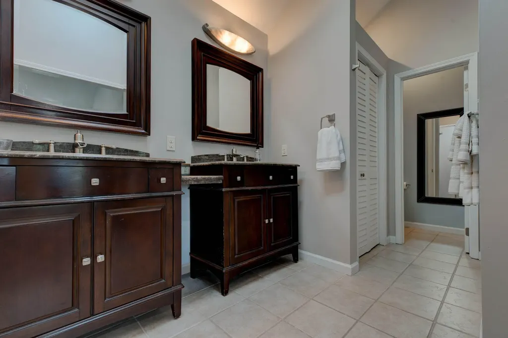 1133 Shagbark Lane Lexington KY 40515