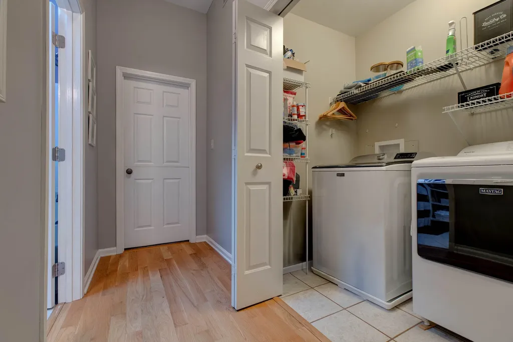 1133 Shagbark Lane Lexington KY 40515