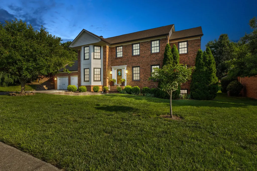 1133 Shagbark Lane Lexington KY 40515
