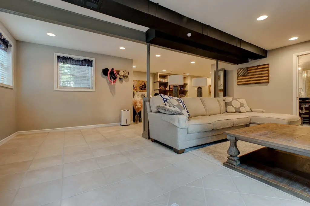 1133 Shagbark Lane Lexington KY 40515