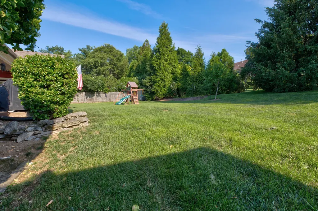 1133 Shagbark Lane Lexington KY 40515