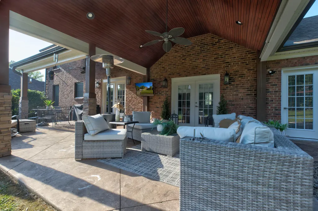 1133 Shagbark Lane Lexington KY 40515