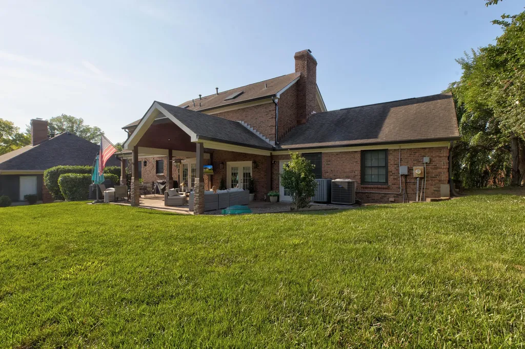 1133 Shagbark Lane Lexington KY 40515