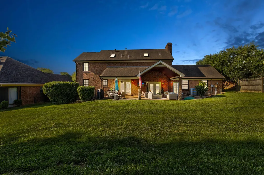 1133 Shagbark Lane Lexington KY 40515