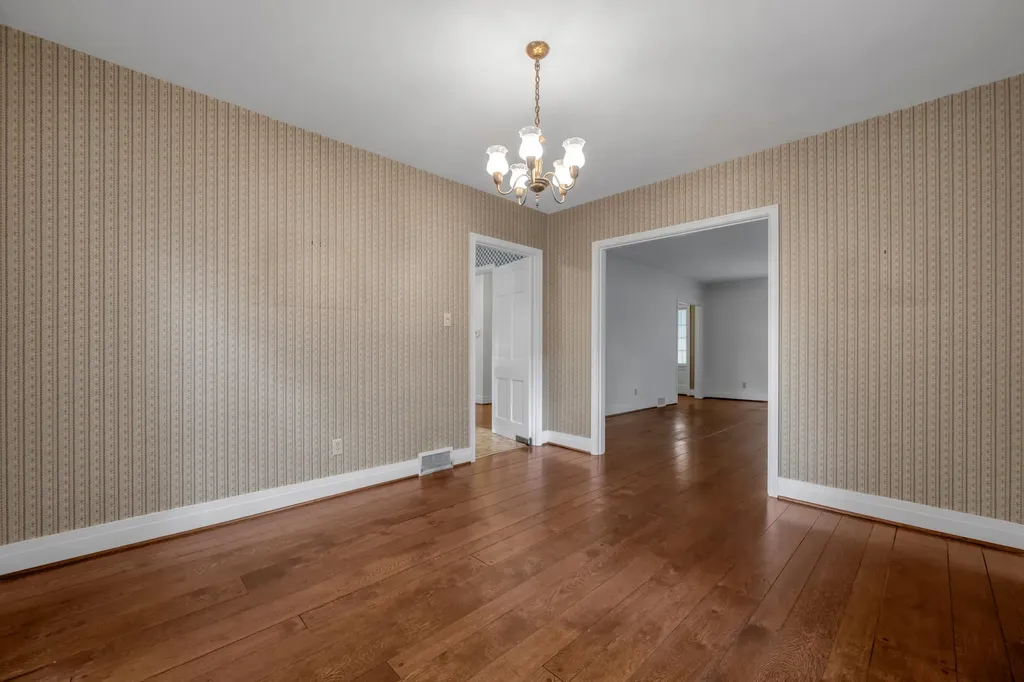 108 Romany Road Lexington KY 40502