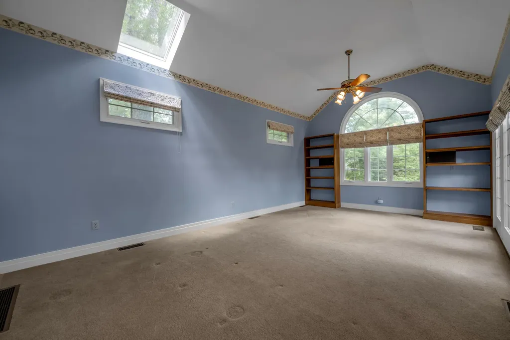 108 Romany Road Lexington KY 40502