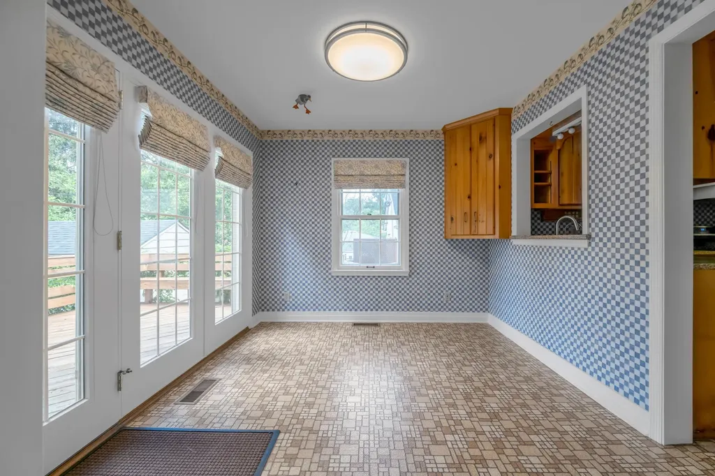 108 Romany Road Lexington KY 40502