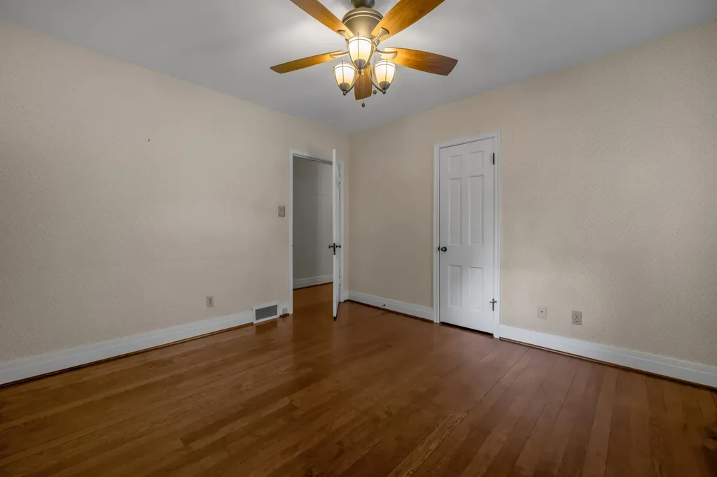 108 Romany Road Lexington KY 40502