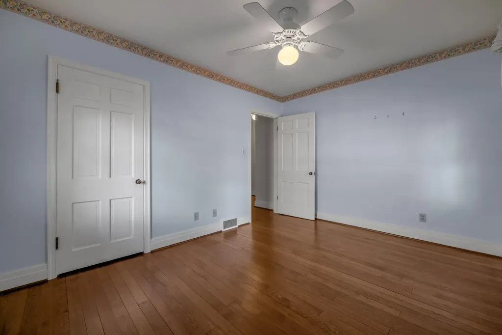 108 Romany Road Lexington KY 40502