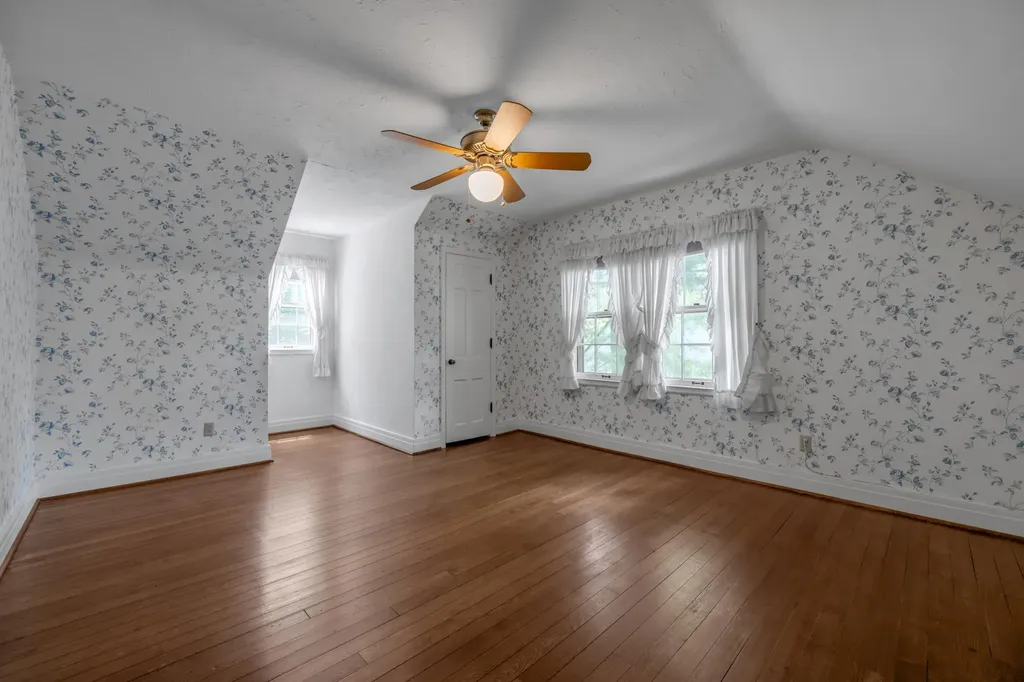 108 Romany Road Lexington KY 40502